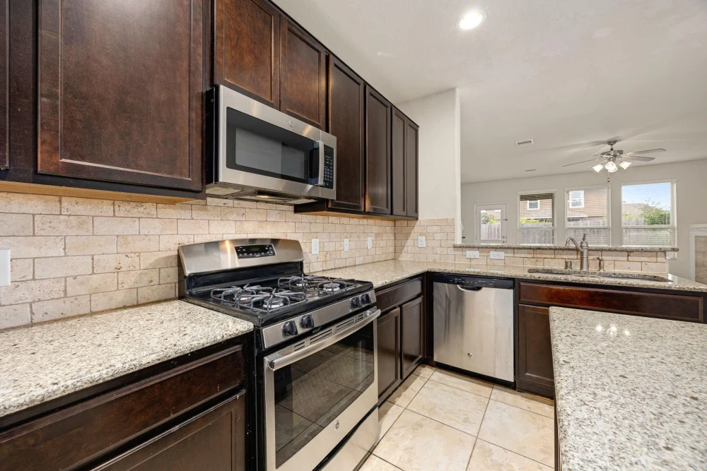 Bán nhà đẹp tại Spring, TX 77386 - Giá tốt, khu trường học điểm cao - Housing / Room for Rent in Spring, Texas, United States - image 9