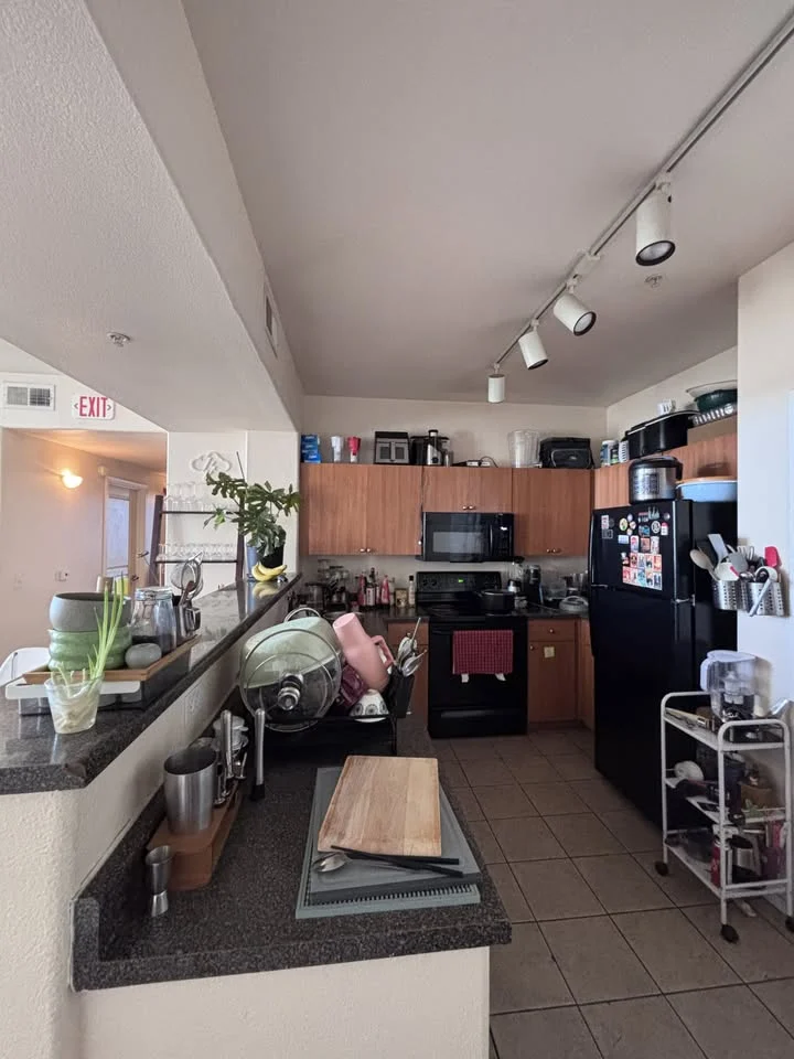 SUMMER SUBLEASE: SPACIOUS MASTER BEDROOM AT RIO PARADISO, TEMPE AZ - Nhà ở / Thuê phòng tại Tempe, Arizona, United States - ảnh 2