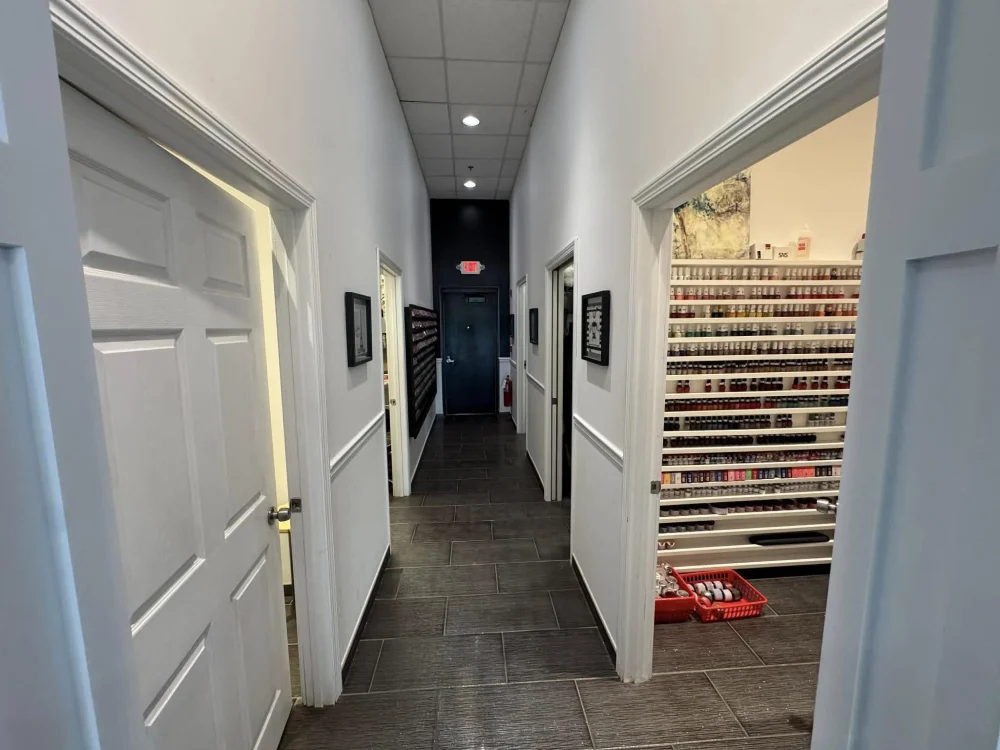 CẦN SANG TIỆM NAIL KHU VỰC 60423 ILLINOIS - INCOME CAO
