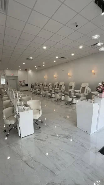 Sang tiệm nail mới build 100% tại Fort Wayne, Indiana - Bán Tiệm Nail tại Fort Wayne, Indiana, United States - ảnh 3