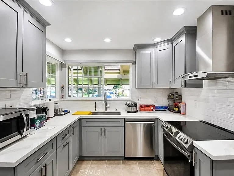 Bán Nhà Anaheim Gần Disneyland – Lô Đất Rộng 9,450 SQ FT - Housing / Room for Rent in Anaheim, California, United States - image 5