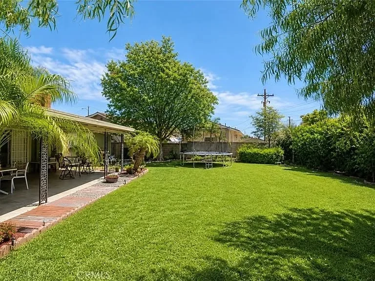 Bán Nhà Anaheim Gần Disneyland – Lô Đất Rộng 9,450 SQ FT - Housing / Room for Rent in Anaheim, California, United States - image 6