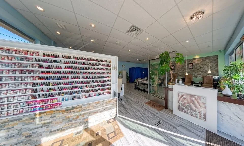 Sang Tiệm Nail Off Chợ Khu Vực Nashua NH - Cơ Hội Đầu Tư Tốt