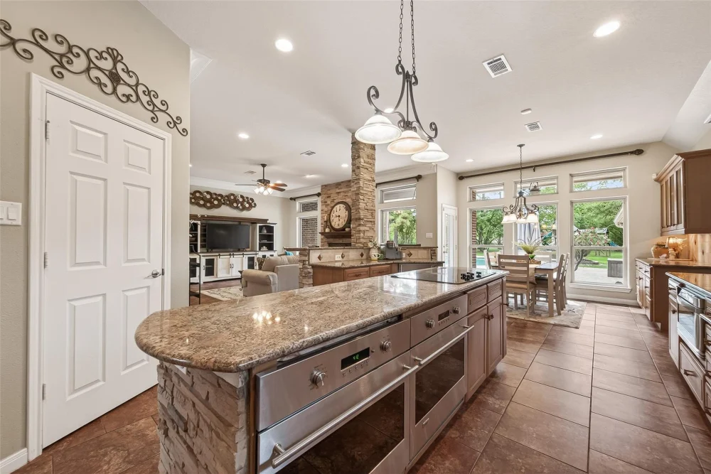 Sở hữu nhà trệt trên diện tích gần 2 mẫu đất tại Cypress TX 77429 - Housing / Room for Rent in Cypress, Texas, United States - image 6