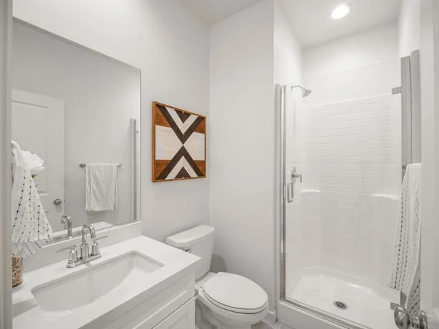 Bán Townhome Hiện Đại tại Santee, CA – Xây năm 2021 - Housing / Room for Rent in Santee, California, United States - image 4