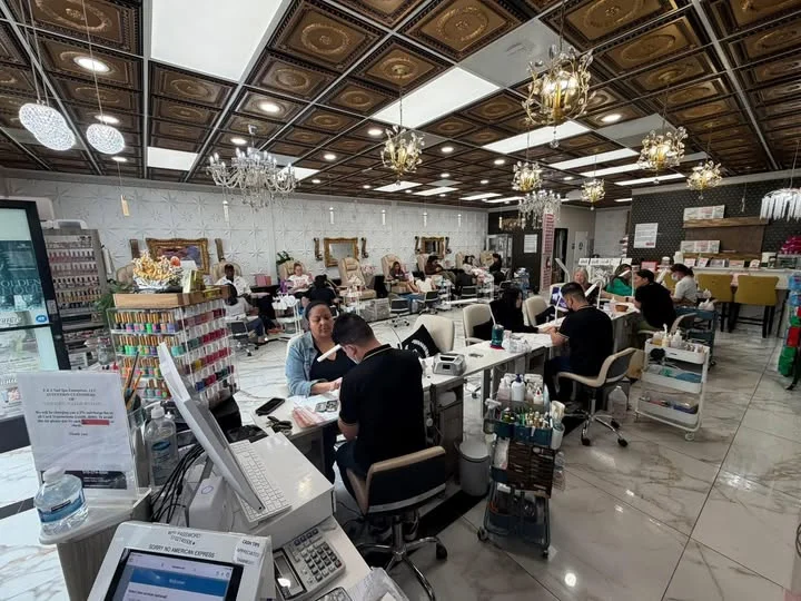 TUYỂN GẤP QUẢN LÝ VÀ THỢ NAIL - BAO LƯƠNG CAO TẠI CASTRO VALLEY CA - Nail Salon Jobs in Castro Valley, California, United States - image 1