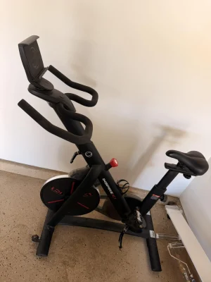 Thanh lý xe đạp tập thể dục tại nhà giá rẻ - Lakewood CA