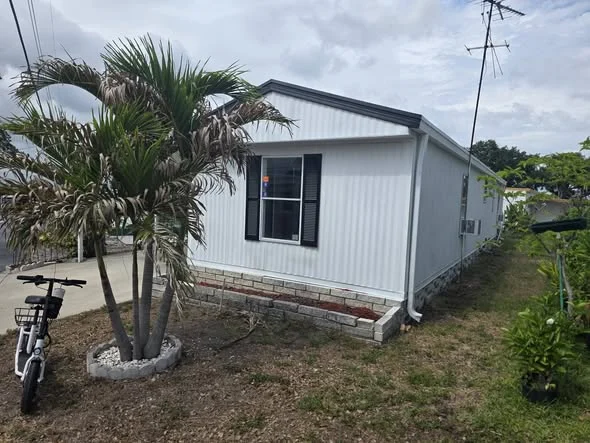 Bán Avery Park Mobile Home 55+ St Petersburg FL giá rẻ