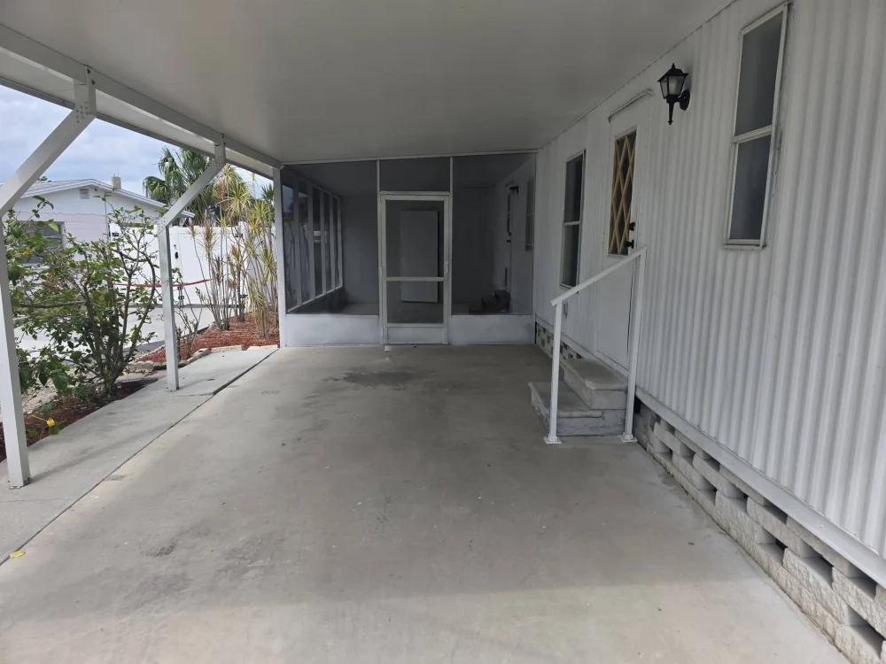 Bán Avery Park Mobile Home 55+ St Petersburg FL giá rẻ