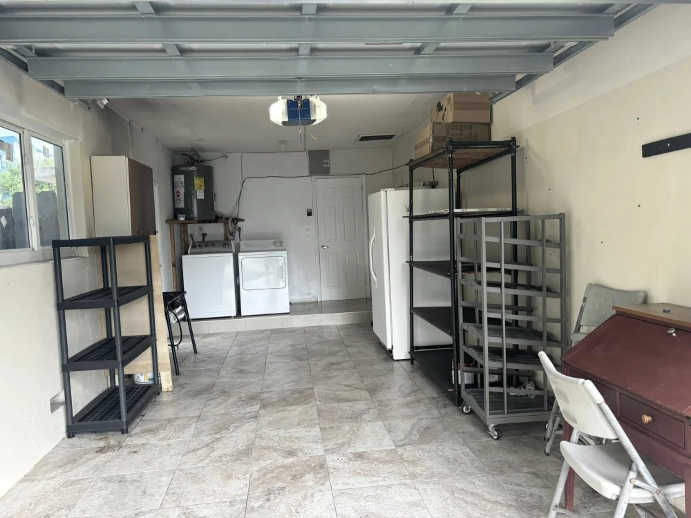 Cho thuê nhà Lauderdale Lakes FL 3 phòng ngủ gần chợ Á Đông - Nhà ở / Thuê phòng tại Lauderdale Lakes, Florida, United States - ảnh 4