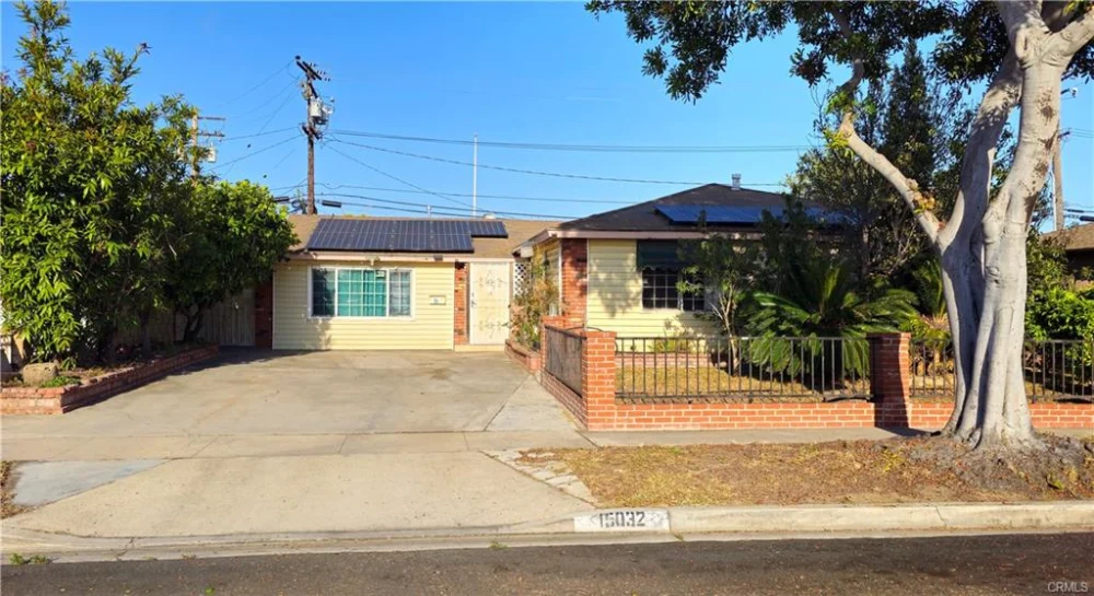 Bán nhà 5 phòng ngủ tại Westminster 92683 gần chợ ABC và Phước Lộc Thọ - Nhà ở / Thuê phòng tại Westminster, California, United States - ảnh 1