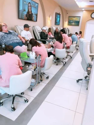 CẦN SANG TIỆM NAIL LỚN – Location Đắc Địa Tại Auburn, WA