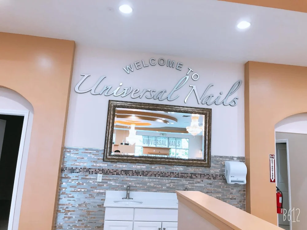 CẦN SANG TIỆM NAIL LỚN – Location Đắc Địa Tại Auburn, WA