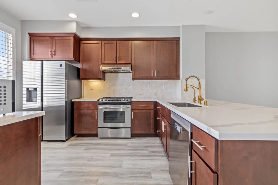 GARDEN GROVE – TOWNHOUSE 3 MASTER RIÊNG BIỆT - Nhà ở / Thuê phòng tại Garden Grove, California, United States - ảnh 1