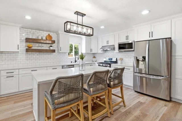 BÁN NHÀ MIRA MESA – FULL REMODEL + OWNED SOLAR - Nhà ở / Thuê phòng tại San Diego, California, United States - ảnh 3