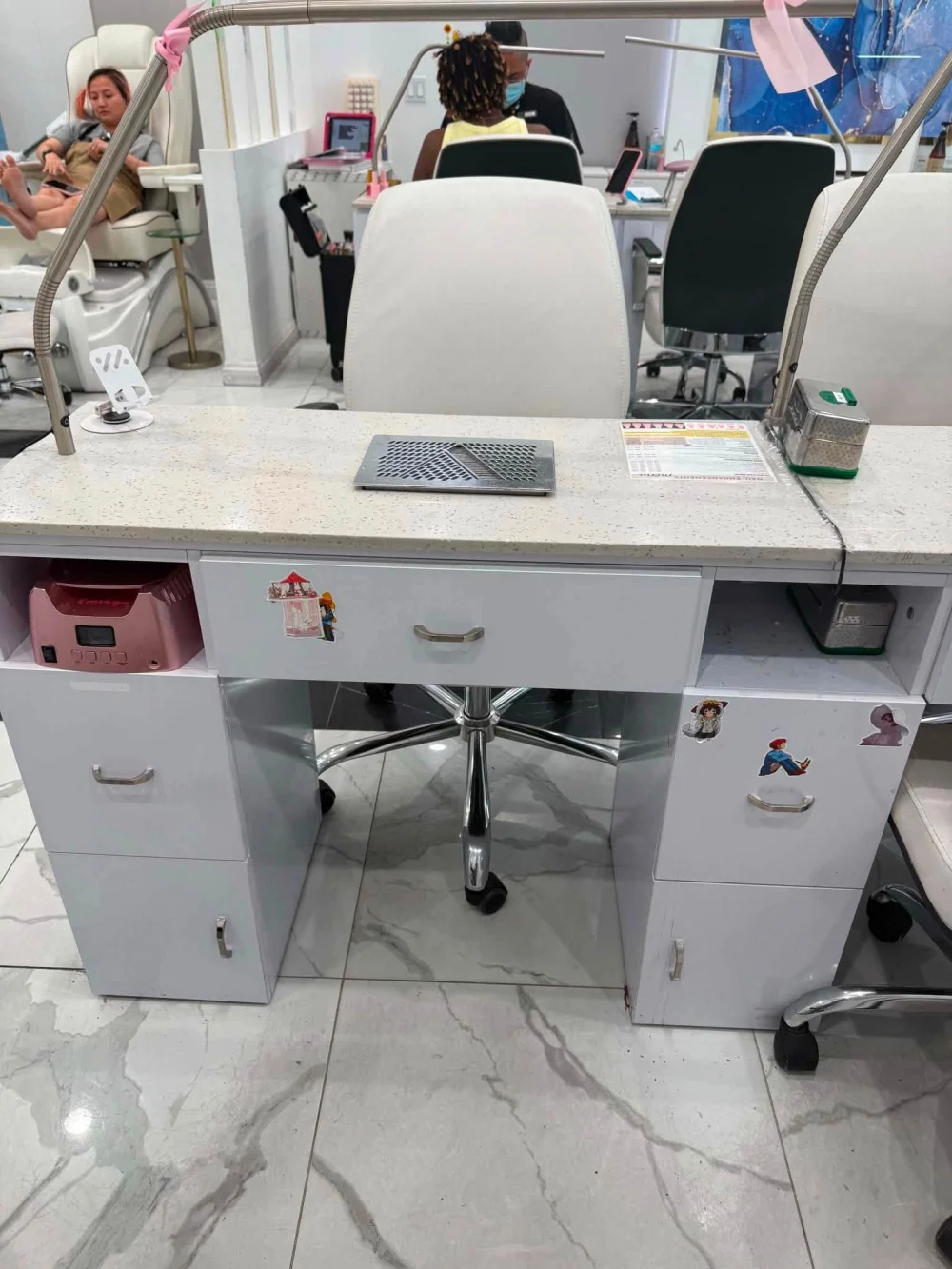 Thanh lý bàn ghế tiệm nail ở Hesperia CA 92345 giá cực rẻ - Mua bán / Thanh lý tại Hesperia, California, United States - ảnh 4