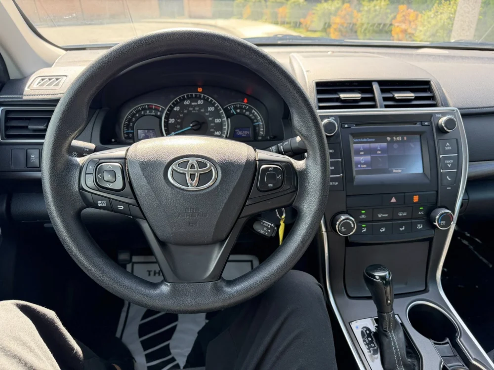 Bán Toyota Camry LE 2015 Tại Fountain Valley CA – Clean Title, Tiết Kiệm Xăng, Backup Camera, Giá Chỉ $12,995 - Mua bán xe tại Fountain Valley, California, United Stat...