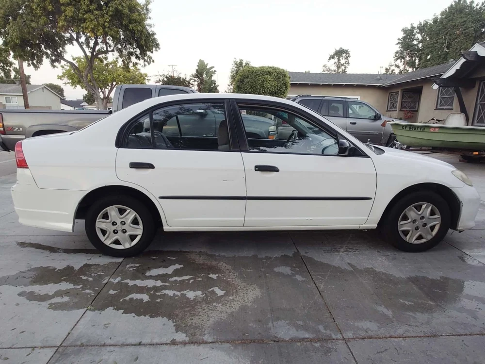 Cần bán xe Honda Civic 2004 cũ đang chạy tốt ở Santa Ana giá $2700 - Cars for Sale in Santa Ana, California, United States - image 1
