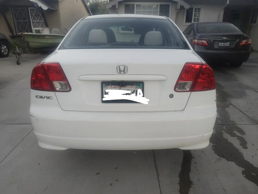 Cần bán xe Honda Civic 2004 cũ đang chạy tốt ở Santa Ana giá $2700 - Cars for Sale in Santa Ana, California, United States - image 3