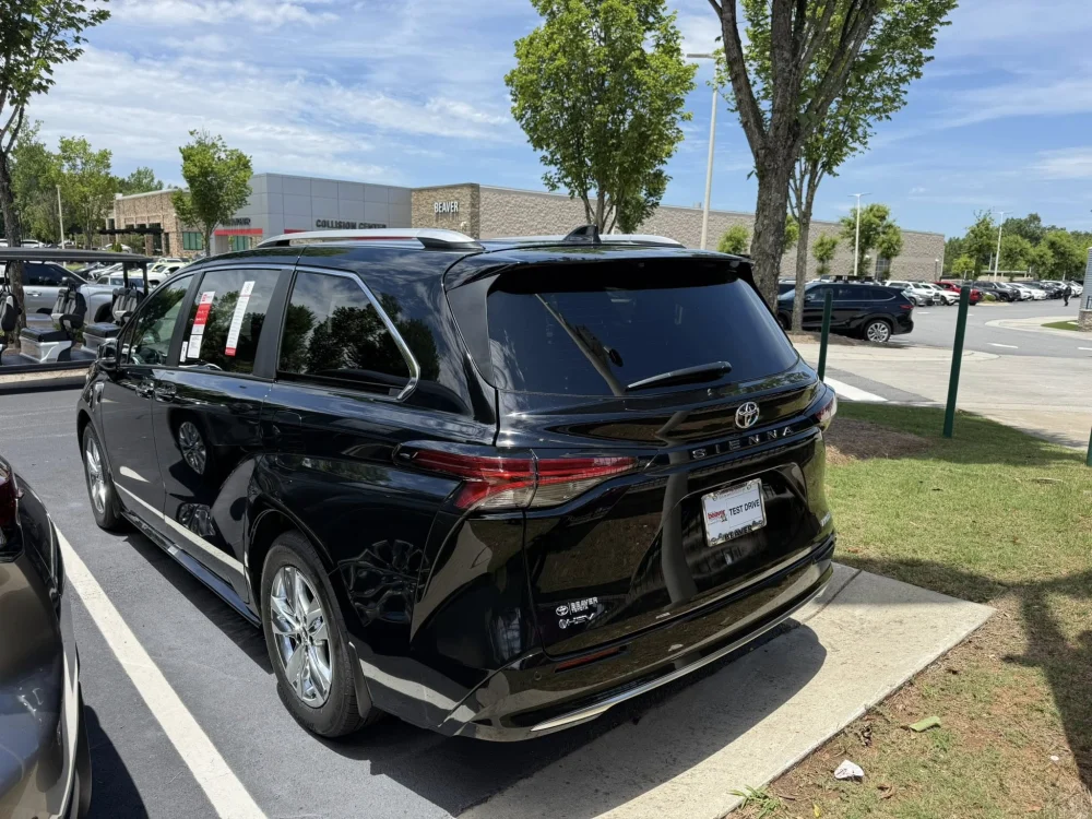 Toyota Atlanta Georgia 2026 – Sienna, Highlander, RAV4, Tundra, Tacoma, BZ & C-HR Có Sẵn, Nhiều Ưu Đãi Tài Chính - Mua bán xe tại Cumming, Georgia, United States - ảnh 3