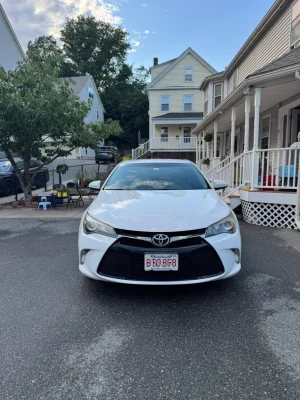 Bán Toyota Camry SE 2016 – 114,000 Miles, Clean Title, $11,000 Cash - Mua bán xe tại Boston, MA, US