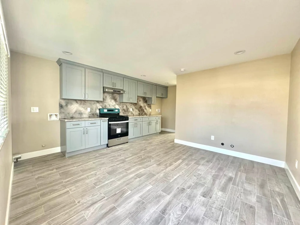 Cho Thuê ADU 1 Phòng Ngủ Ở Westminster Gần Magnolia McFadden - Housing / Room for Rent in Westminster, California, United States - image 1