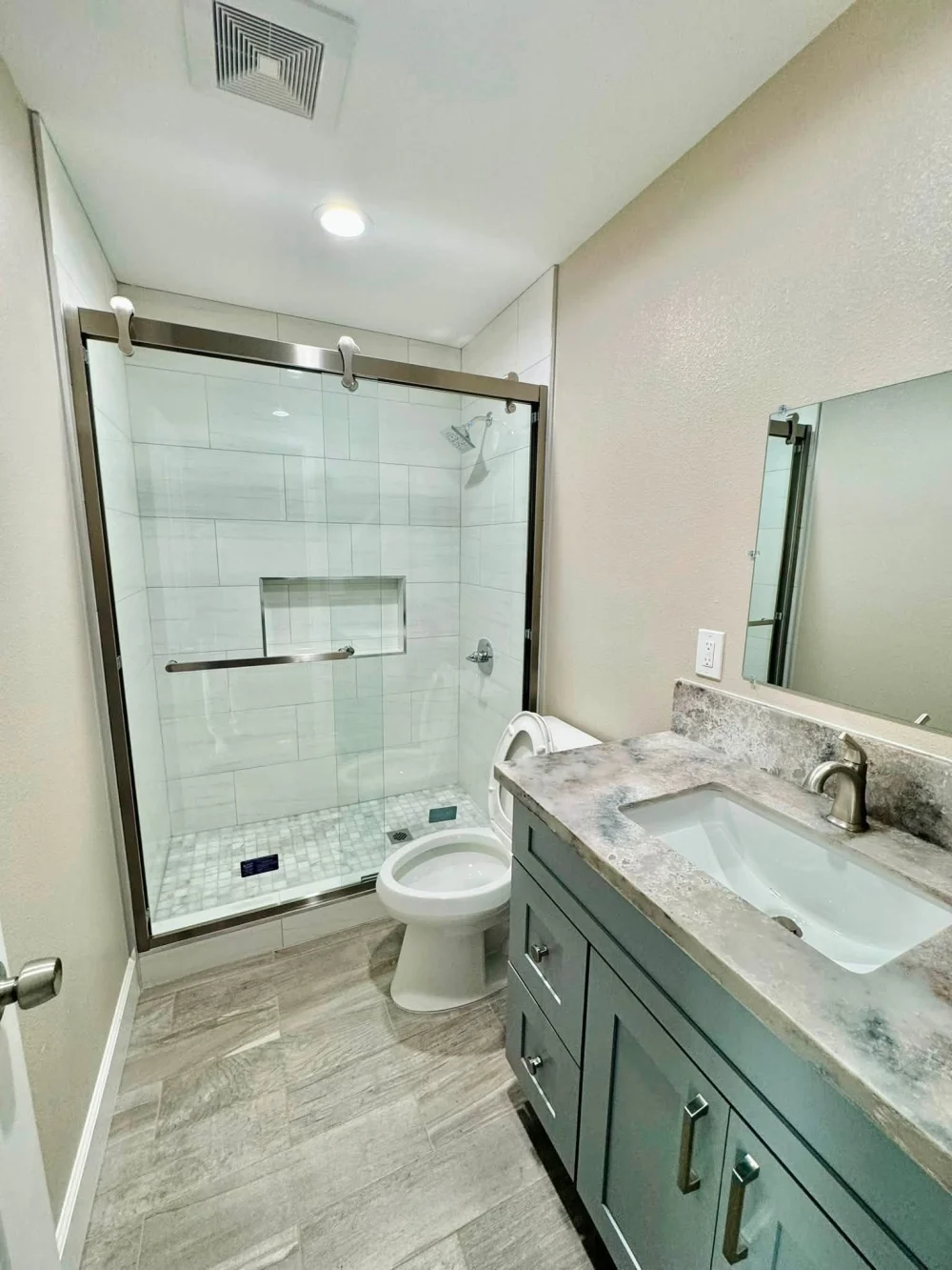 Cho Thuê ADU 1 Phòng Ngủ Ở Westminster Gần Magnolia McFadden - Housing / Room for Rent in Westminster, California, United States - image 4
