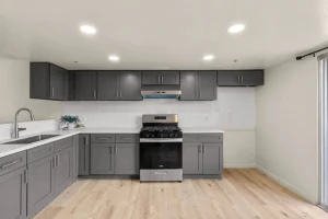 Cho Thuê Căn Hộ 2 Phòng Ngủ Ở Midway City Gần Bolsa - Nhà ở / Thuê phòng tại Midway City, CA, US
