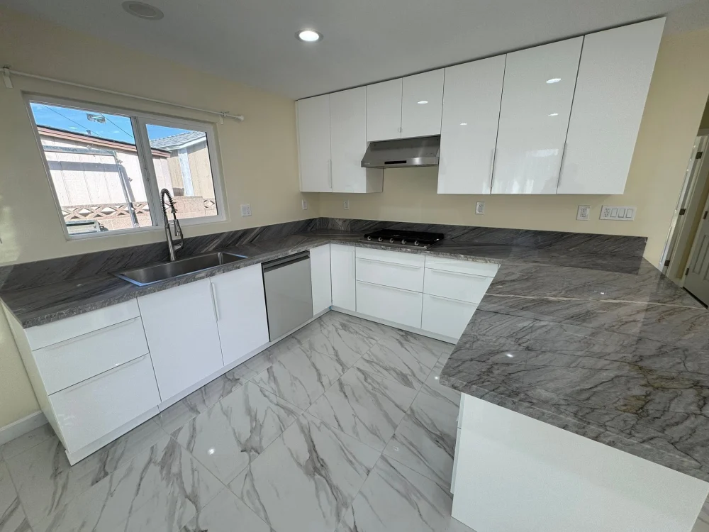 Cho thuê nhà 2 phòng ngủ tại Central, gần Trask & Fairview – Full nội thất, có chỗ sạc Tesla - Housing / Room for Rent in Santa Ana, California, United States - image 5