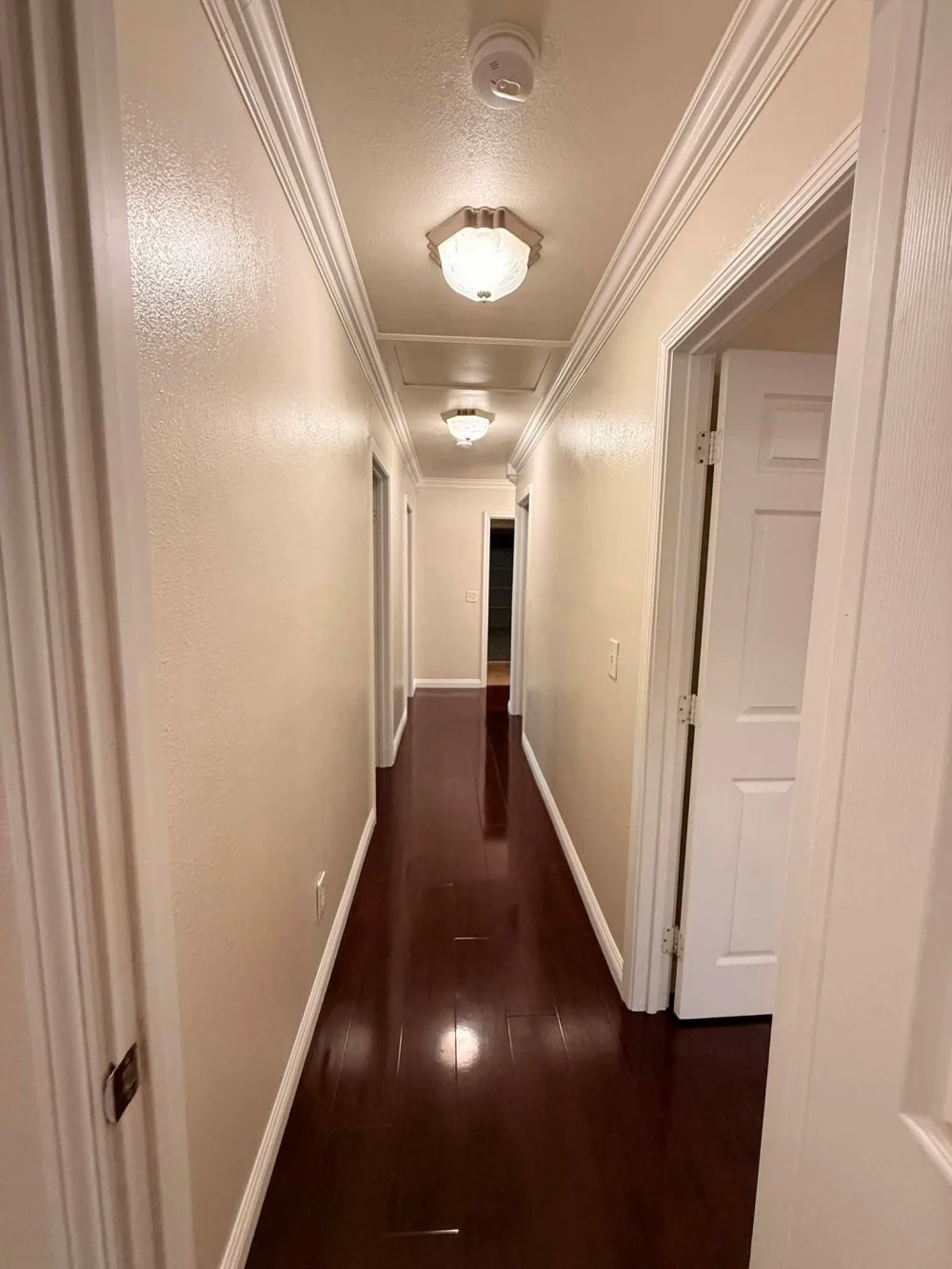 Cho thuê nhà nguyên căn 4 phòng ngủ Anaheim, CA vị trí cực thuận tiện - Nhà ở / Thuê phòng tại Anaheim, California, United States - ảnh 3
