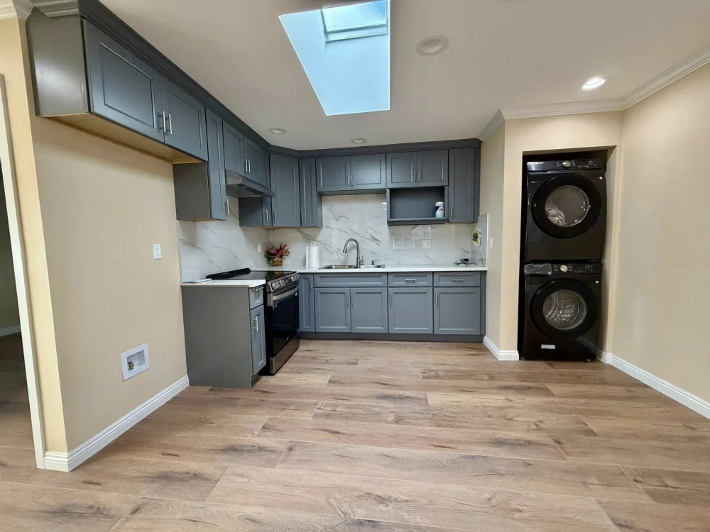 Cho thuê nhà nguyên căn ADU mới xây giá rẻ tại Huntington Beach California - Thuê phòng thuê nhà Quận Cam - Nhà ở / Thuê phòng tại Huntington Beach, California, United...