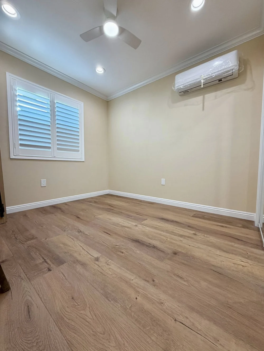 Cho thuê nhà nguyên căn ADU mới xây giá rẻ tại Huntington Beach California - Thuê phòng thuê nhà Quận Cam - Nhà ở / Thuê phòng tại Huntington Beach, California, United...
