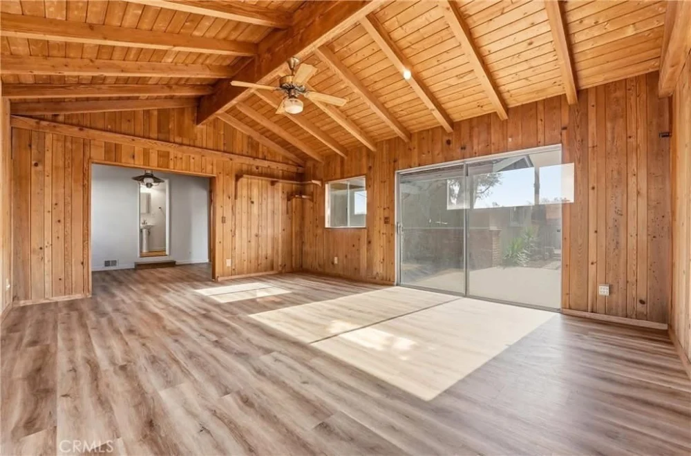Nhà Garden Grove Corner Lot 8,236 Sqft Giá $1,025,000 – 3 Phòng Ngủ, Tiềm Năng ADU, Gần Little Saigon - Nhà ở / Thuê phòng tại Garden Grove, California, United States...