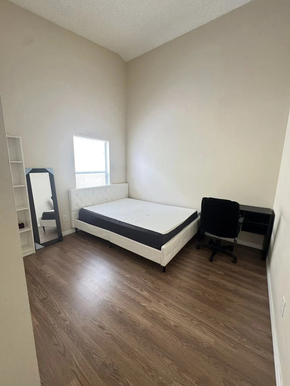 Cho thuê nhà nguyên căn giá rẻ tại Tampa Florida - Thuê phòng thuê nhà vịnh Tampa Orlando Sarasota - Housing / Room for Rent in Tampa, Florida, United States - image 6