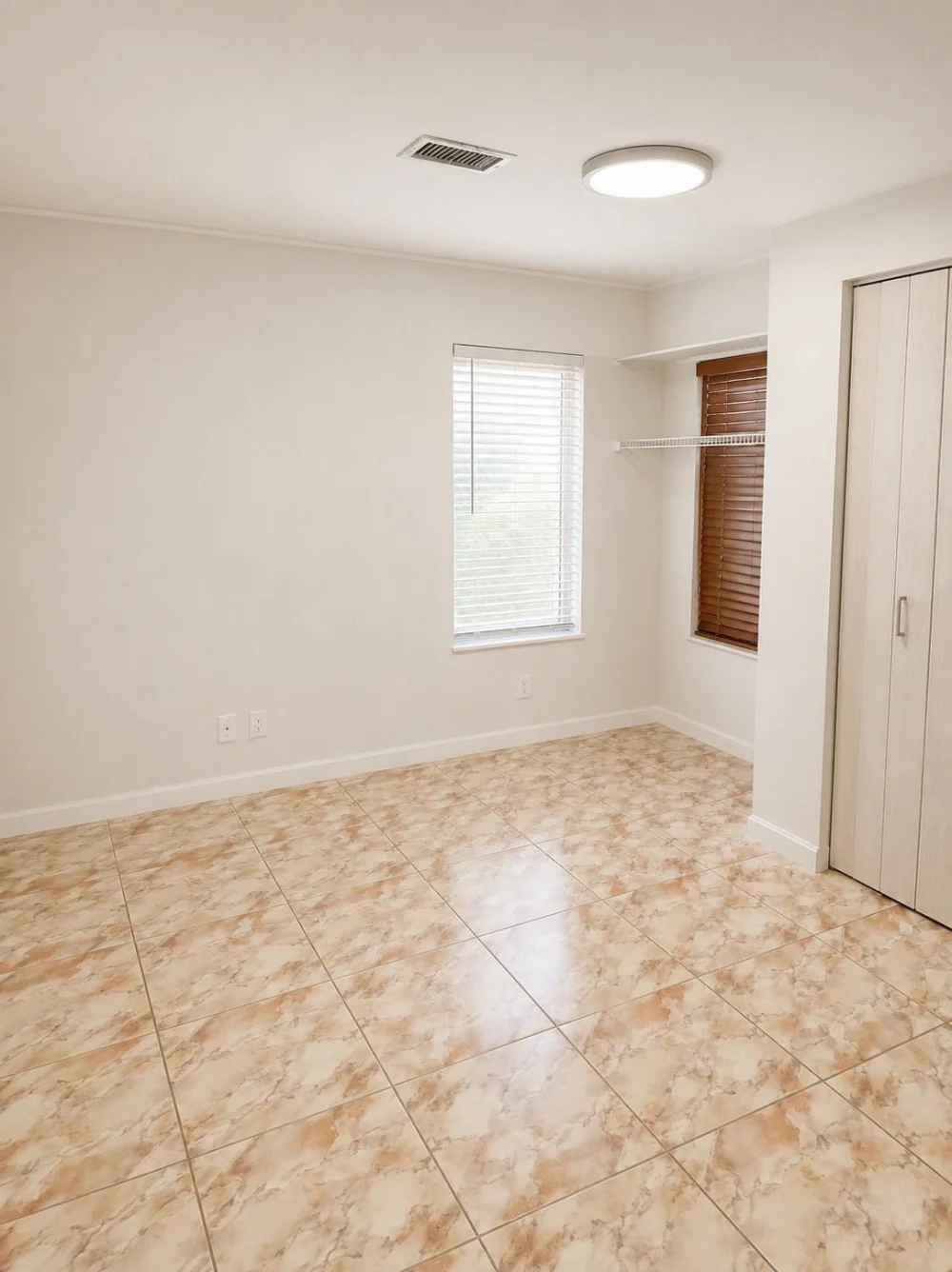 Nhà Mobile Home 4 Phòng Ngủ 3 Phòng Tắm Tại Miami Gardens, Florida – Phù Hợp Để Ở Hoặc Đầu Tư Cho Thuê - Nhà ở / Thuê phòng tại Miami Gardens, Florida, United States -...