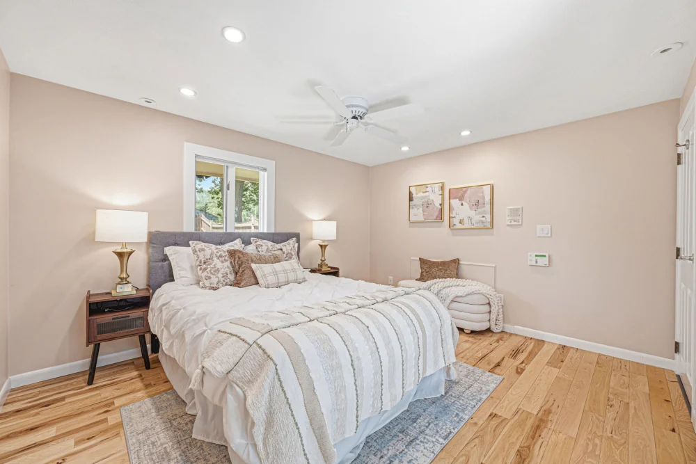Nhà Bán tại Peabody, Massachusetts – 3 Phòng Ngủ, Nhà Đẹp Dọn Vào Ở Ngay, Giá $799,000 - Nhà ở / Thuê phòng tại Peabody, Massachusetts, United States - ảnh 11