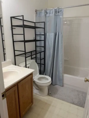 Cho Thuê Phòng Townhouse Severn Maryland Gần Arundel Mall Bao Điện Nước - Nhà ở / Thuê phòng tại Severn, MD, US