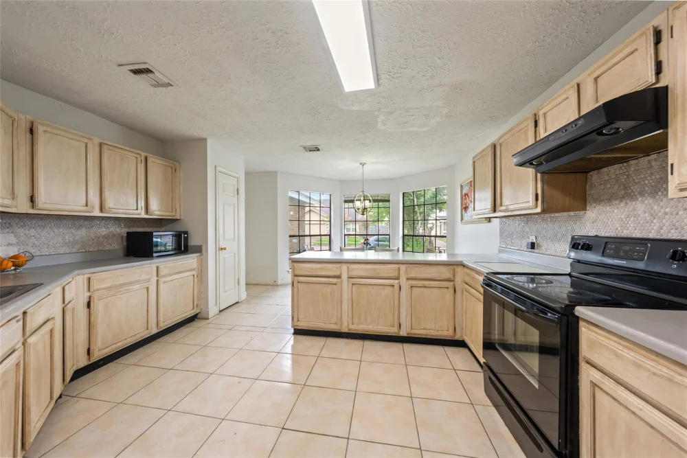Nhà Bán Gần Bellaire, Houston, Texas – Nhà 3 Phòng Ngủ Gần 1,900 Sqft - Nhà ở / Thuê phòng tại Houston, Texas, United States - ảnh 6