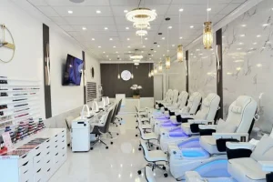 Sang tiệm nail ở Mesa Arizona khu shopping center đông khách income cao - Bán Tiệm Nail tại Mesa, AZ, US
