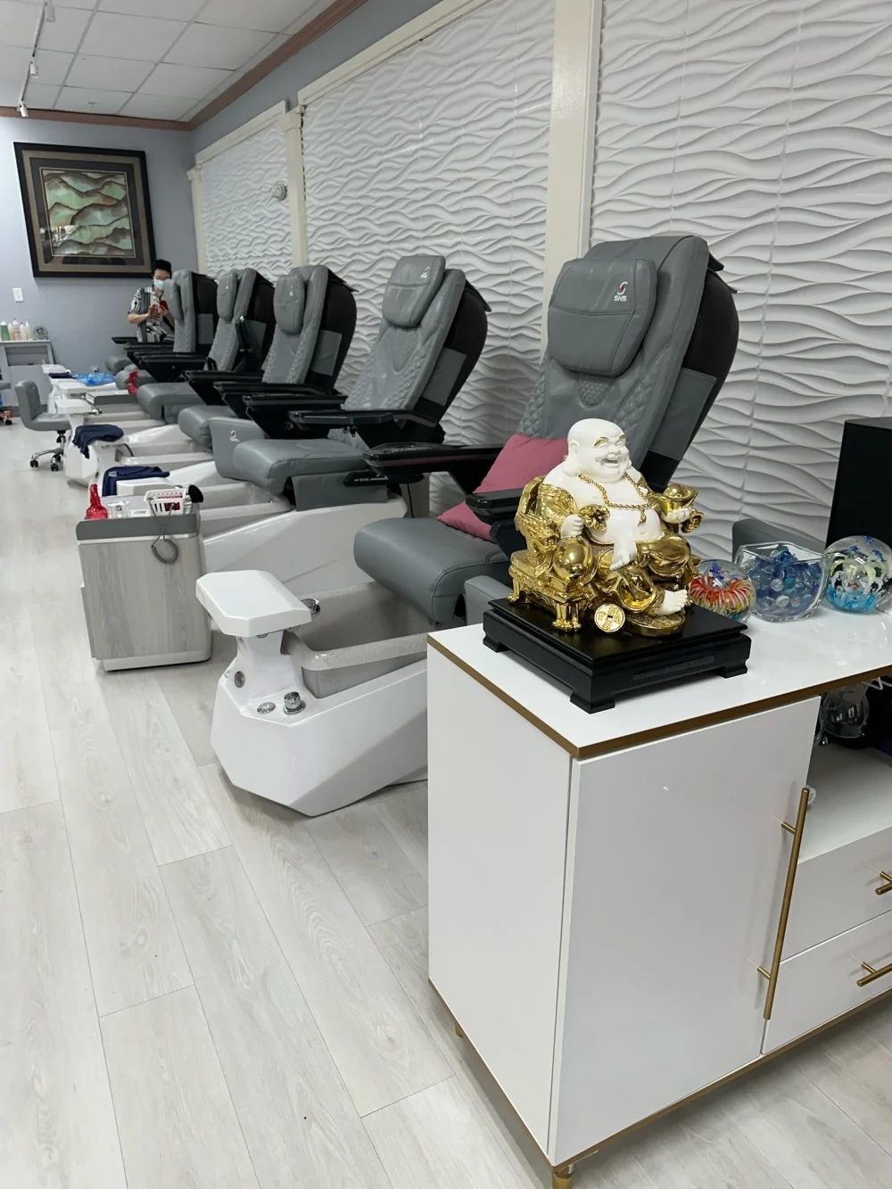 Sang nhượng tiệm nail giá tốt tại Sarasota Florida - Mua bán tiệm nail đông khách vị trí đắc địa - Bán Tiệm Nail tại Sarasota, Florida, United States - ảnh 5