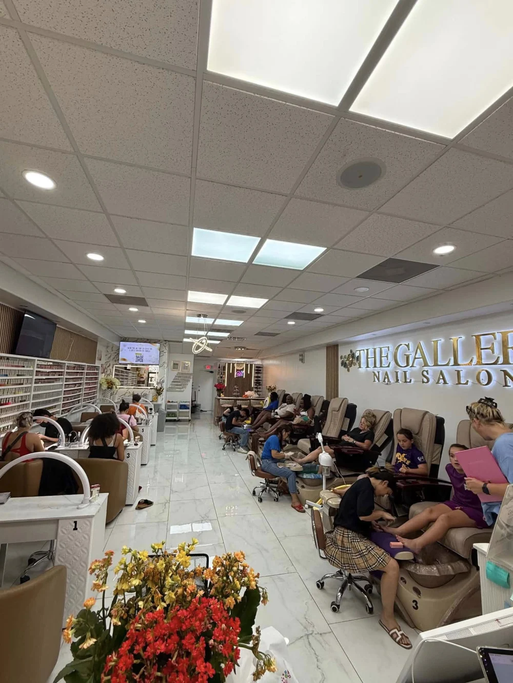 Sang Tiệm Nail Tại Longwood FL Gần Orlando – 8 Bàn, 8 Ghế, Rent Chỉ $2,000, Giá Bán $130,000 - Bán Tiệm Nail tại Longwood, Florida, United States - ảnh 2