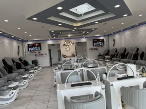 Sang gấp tiệm nail mới remodel tại Peachtree Corners Georgia - Mua bán tiệm nail đông khách khu nhà giàu income cao - Bán Tiệm Nail tại Peachtree Corners, GA, US