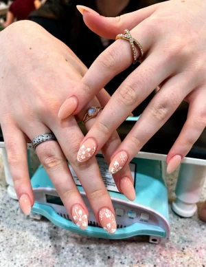 Sang Tiệm Nail Alpharetta GA Gần Walmart - Bán Tiệm Nail tại Alpharetta, GA, US