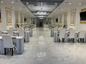 Sang Tiệm Nail Luxury Nails & Spa Peachtree Corners GA 20 Ghế 15 Bàn Tiệm Mới Khách Đông - Bán Tiệm Nail tại Peachtree Corners, GA, US