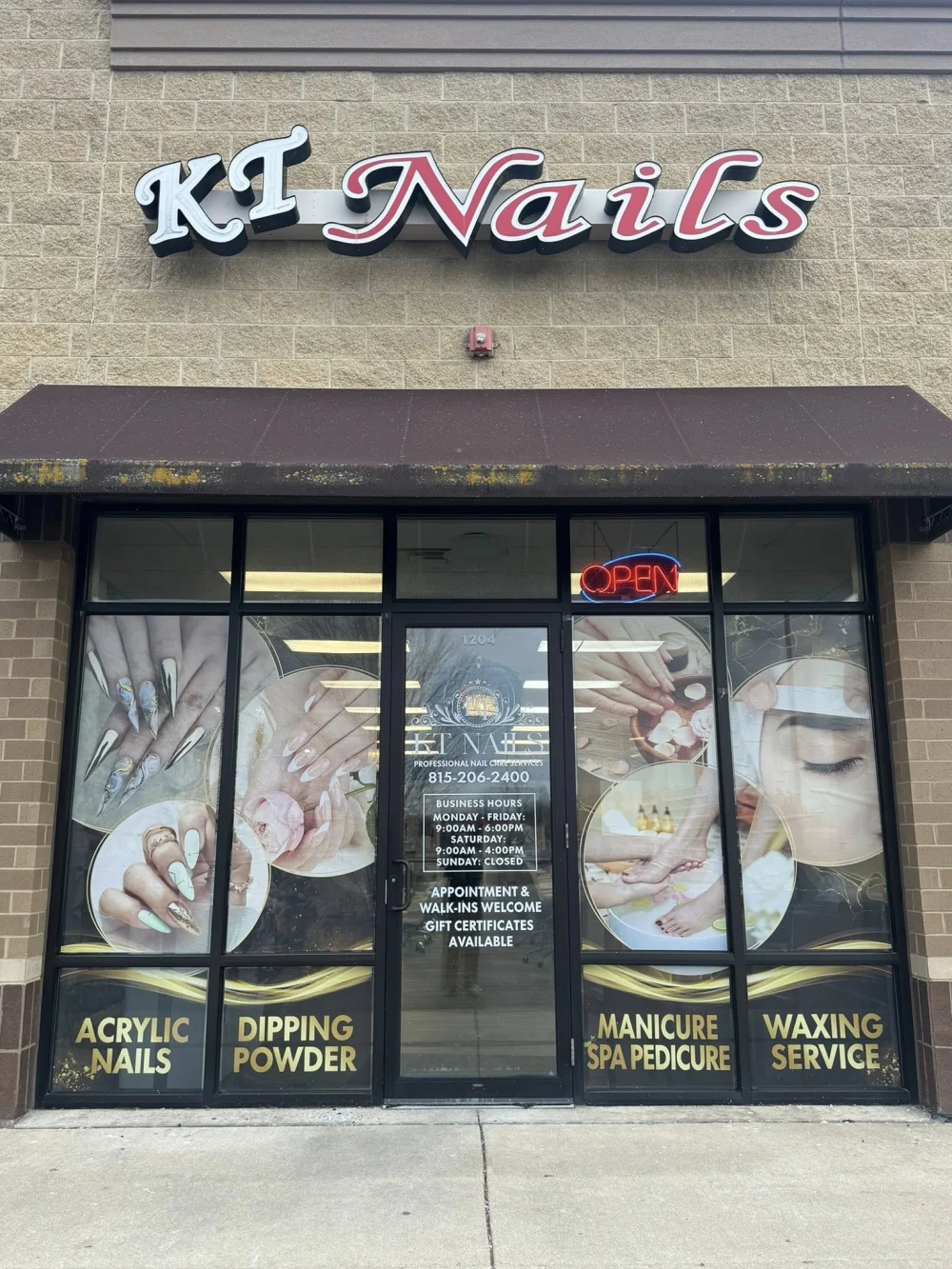 Cần Bán Tiệm Nail Giá Tốt Tại Woodstock, Illinois. Tiệm Mới Remodel, Khách Mỹ Trắng Ổn Định - Bán Tiệm Nail tại Woodstock, Illinois, United States - ảnh 1