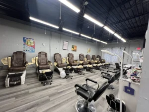 Sang tiệm nail gấp giá tốt tại Harvey Illinois - Mua bán tiệm nail đông khách khu đen - Bán Tiệm Nail tại Harvey, IL, US