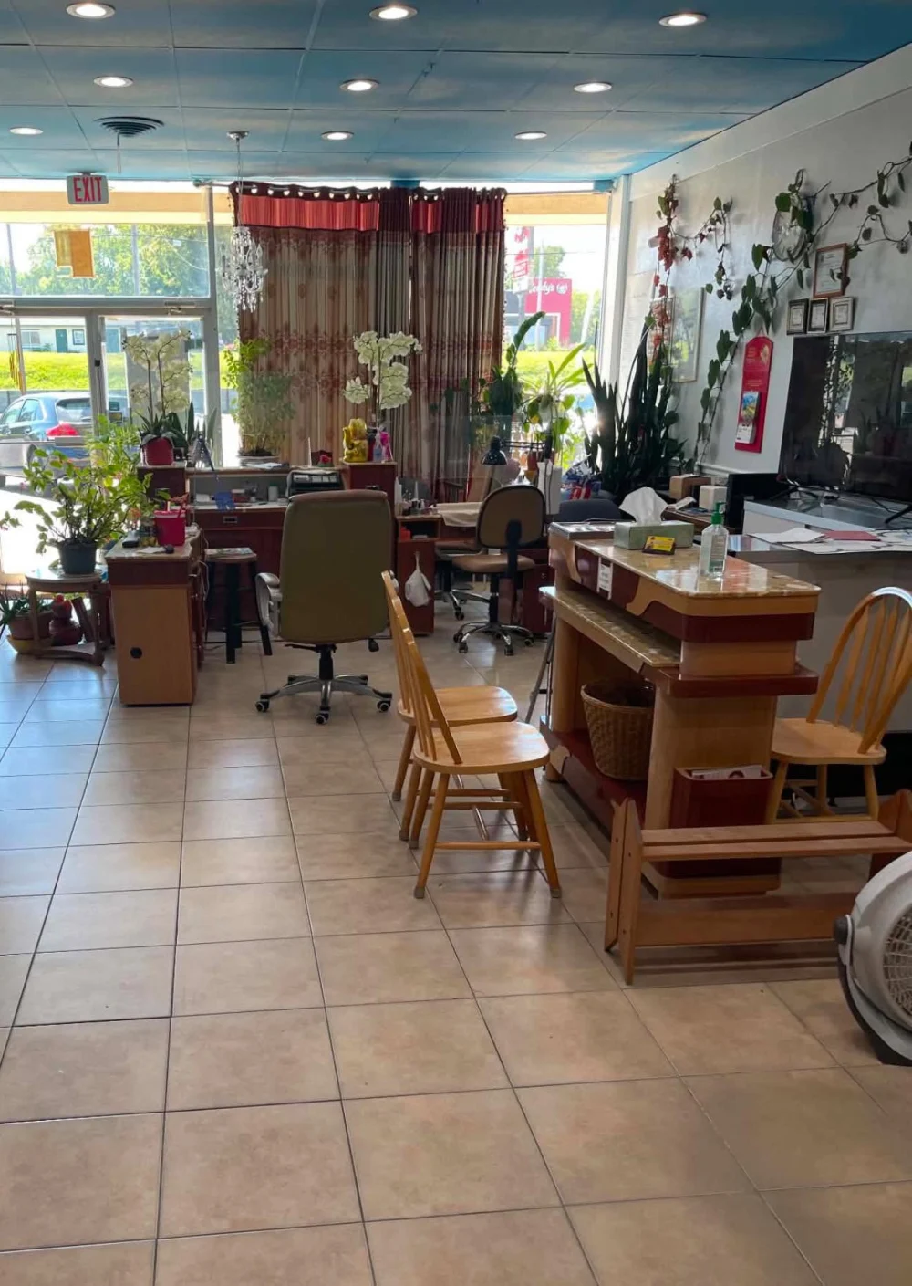Sang Tiệm Nail Ở Zion IL Gần Chicago Suburbs - Bán Tiệm Nail tại Zion, Illinois, United States - ảnh 6