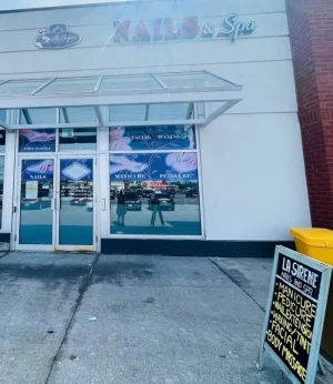 Sang Tiệm Nail La Sirene Nails and Spa Kingston ON Turnkey Tiềm Năng Thu Nhập Cao - Bán Tiệm Nail tại Kingston, ON, CA