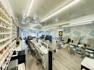 Sang tiệm nail spa tại Philadelphia PA khu Abington đông khách - Bán Tiệm Nail tại Philadelphia, PA, US
