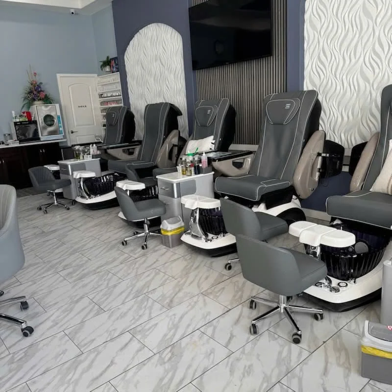 Sang Tiệm Nail tại Harrisburg, Pennsylvania – Tiệm Khách Ổn Định, 10 Ghế, Giá Chỉ $130,000 - Bán Tiệm Nail tại Harrisburg, Pennsylvania, United States - ảnh 4